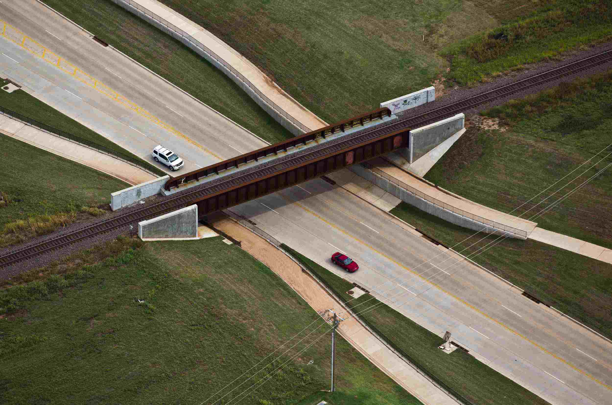 BN&SF Overpass on Covell Road 