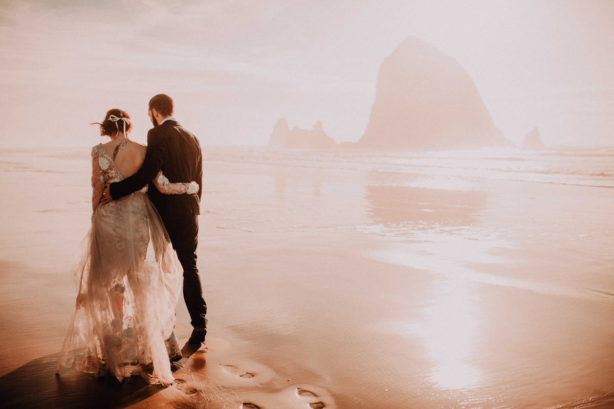 cannon beach wedding photographer