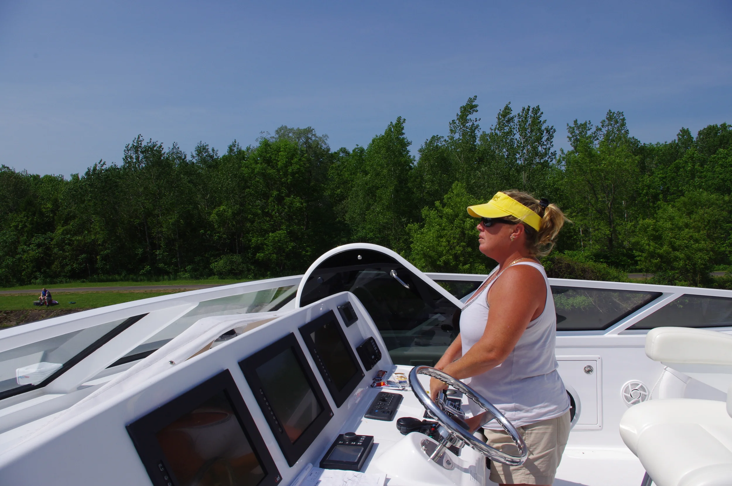 Transiting the Eerie Canal on a Hatteras 72'