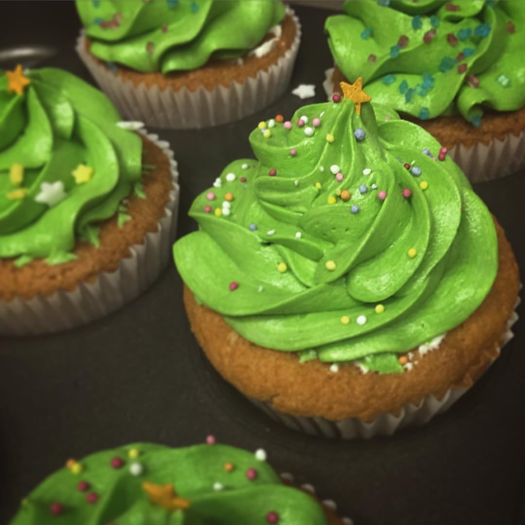 Christmas tree cupcakes