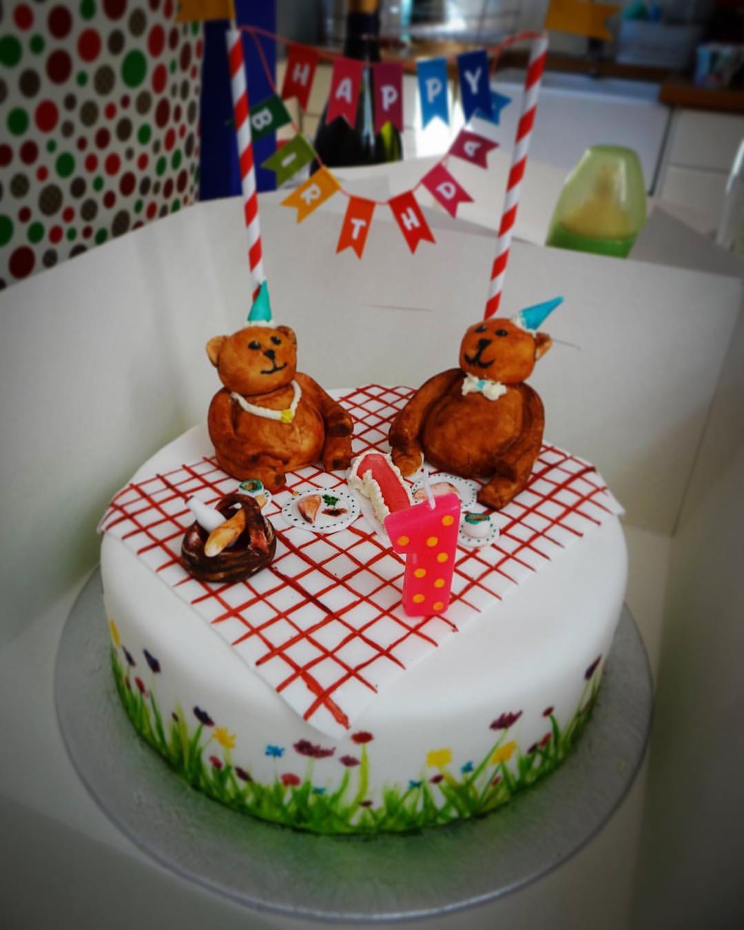 Teddy Bears' Picnic Cake