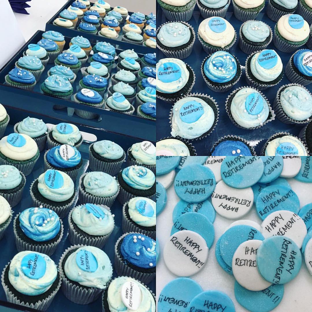 "Happy Retirement" cupcakes