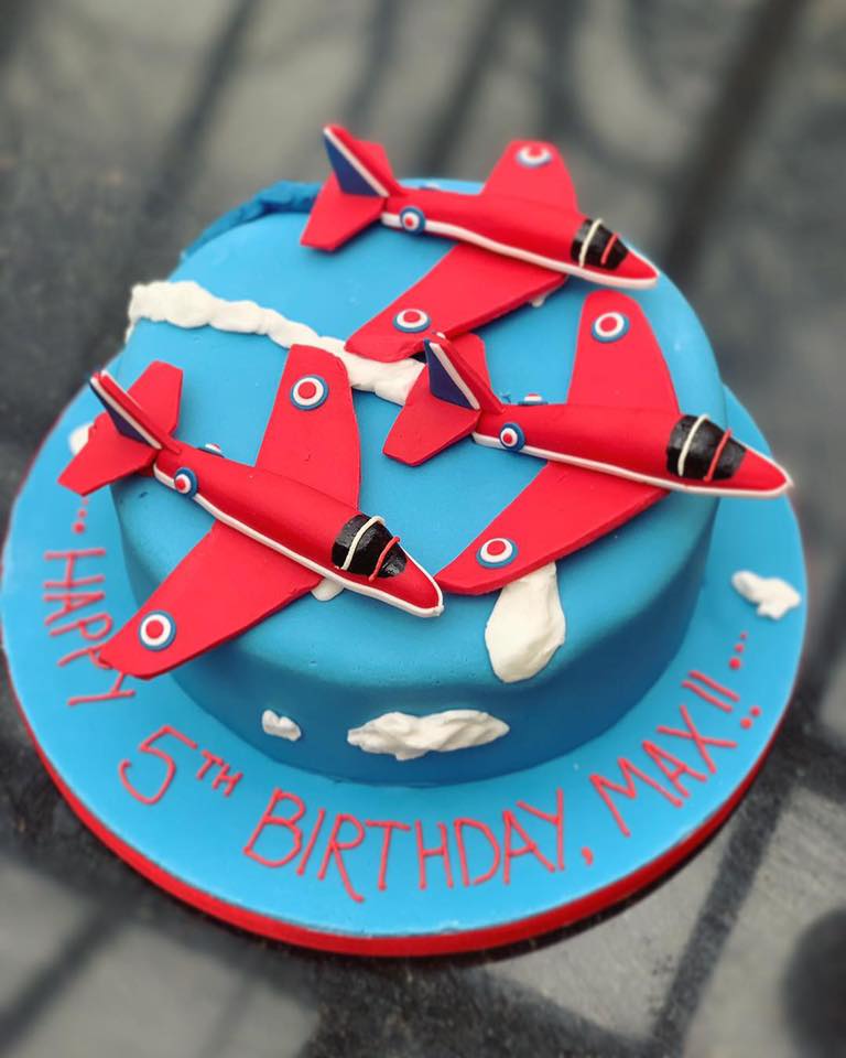 Red Arrows cake