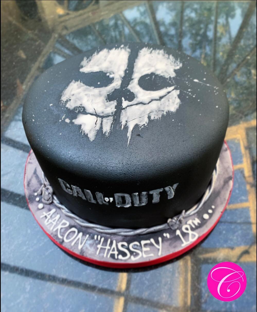 Call of Duty Skull Cake