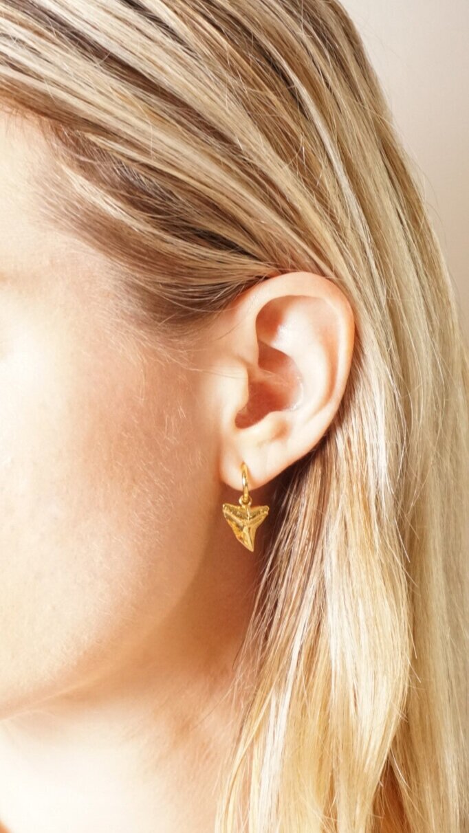 Shark+Tooth+Hoop+-+Gold+-+2.jpg