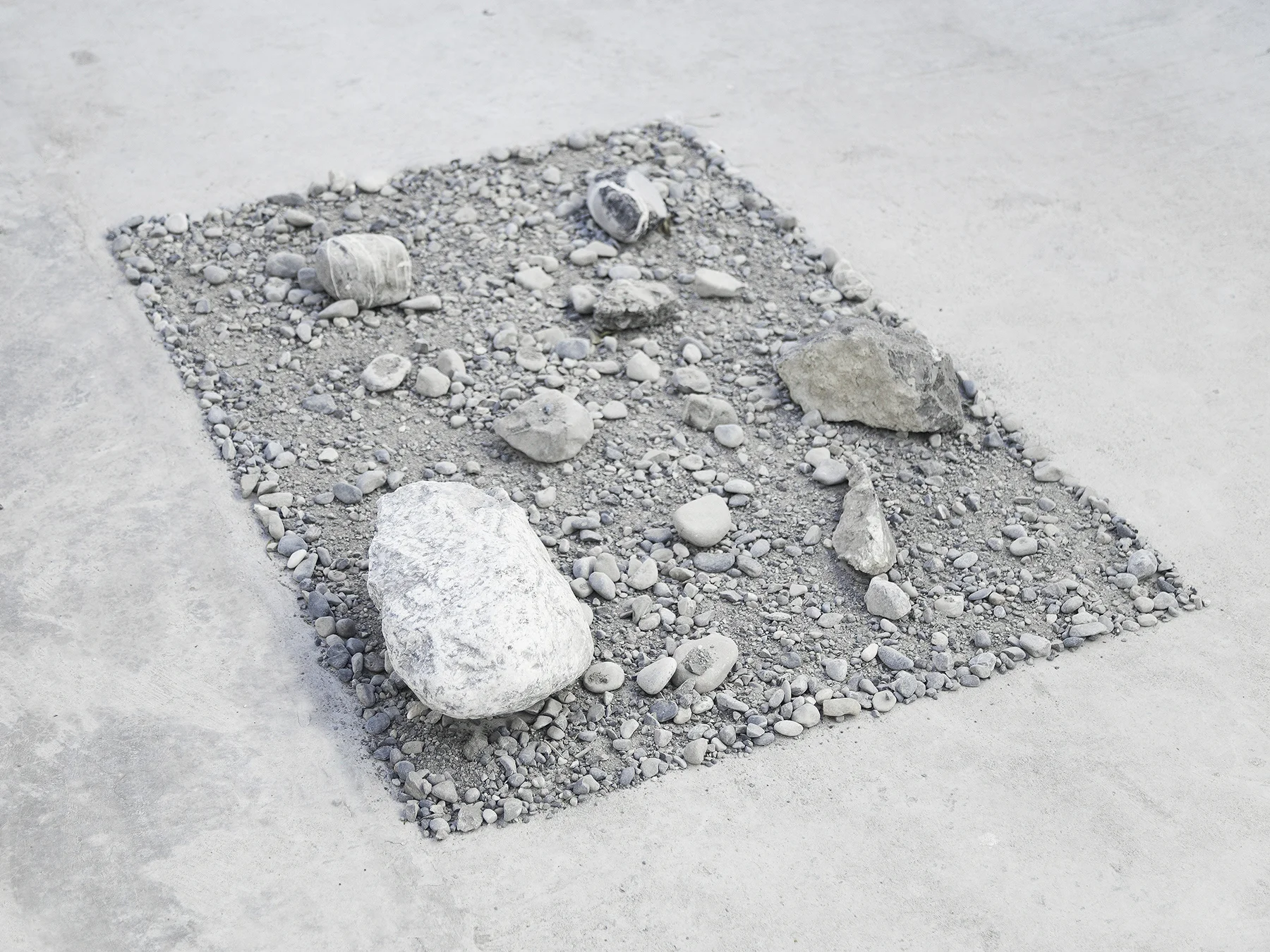 alessandro moroder untitled rocks, sand, dirt variable dimensions 2016
