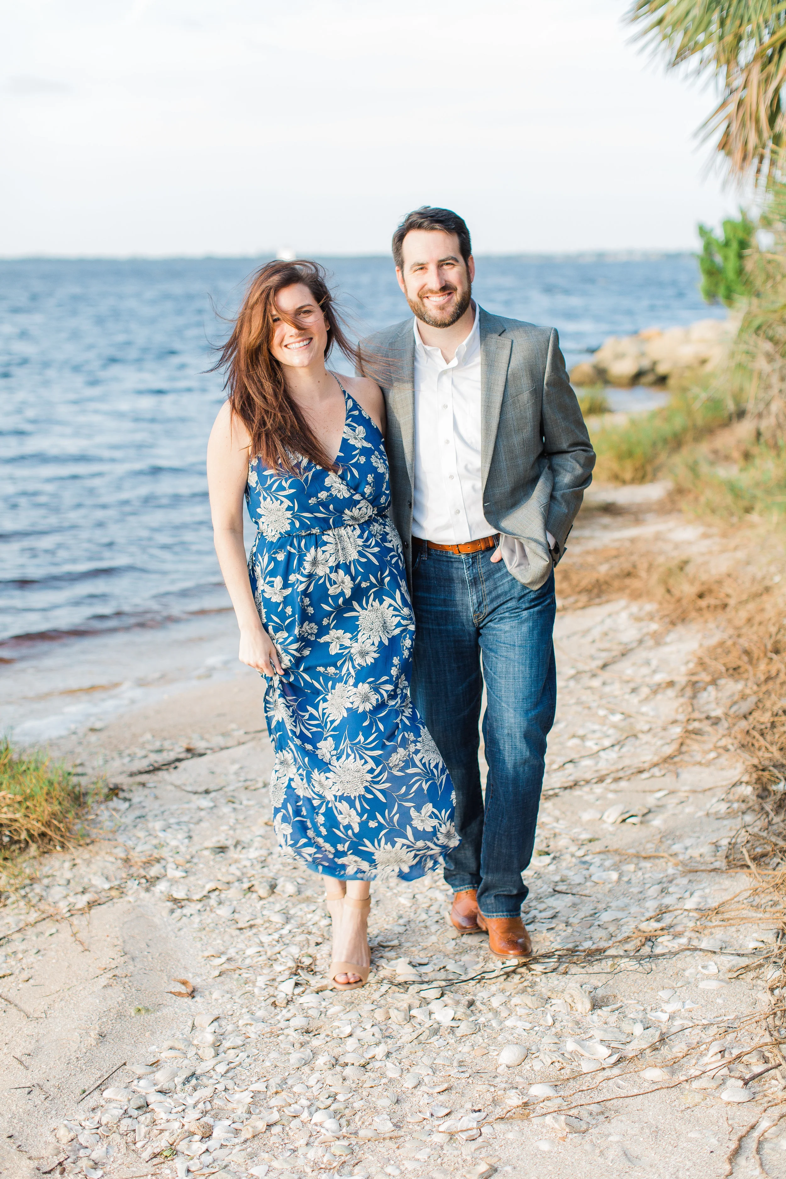 Tomoka Park Waterside Engagement Session  |  Elizabeth + Scott
