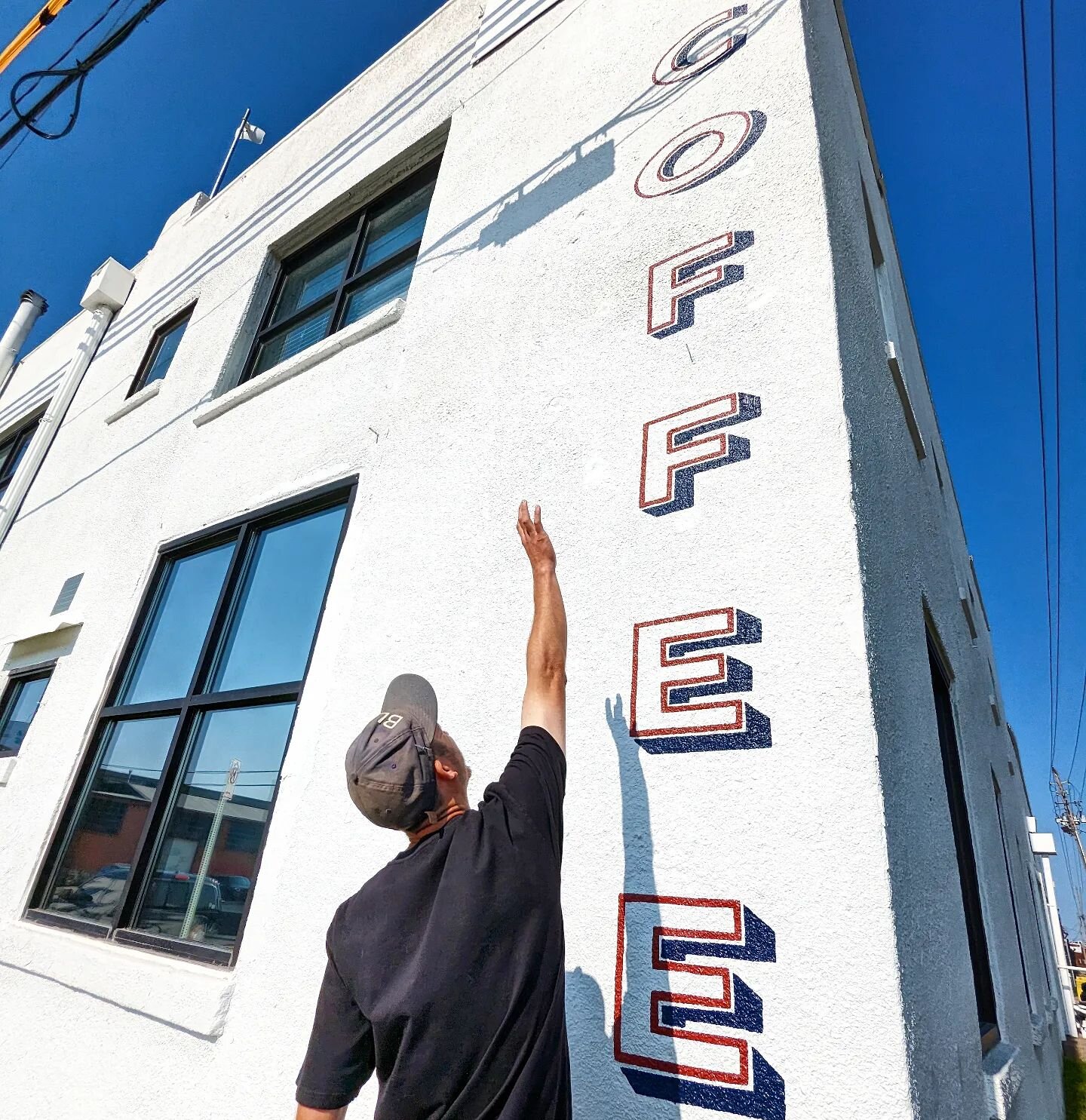 Love it when @evolution_816 comes through with a great idea. Peep the new signage finishing up this week!

#kccoffee #bliproasters #madeinkc #blip #westbottoms #signage #coffee #cafe #caffeine #igkc #igkansascity #kcmo #kc #kansascity #built #builtno