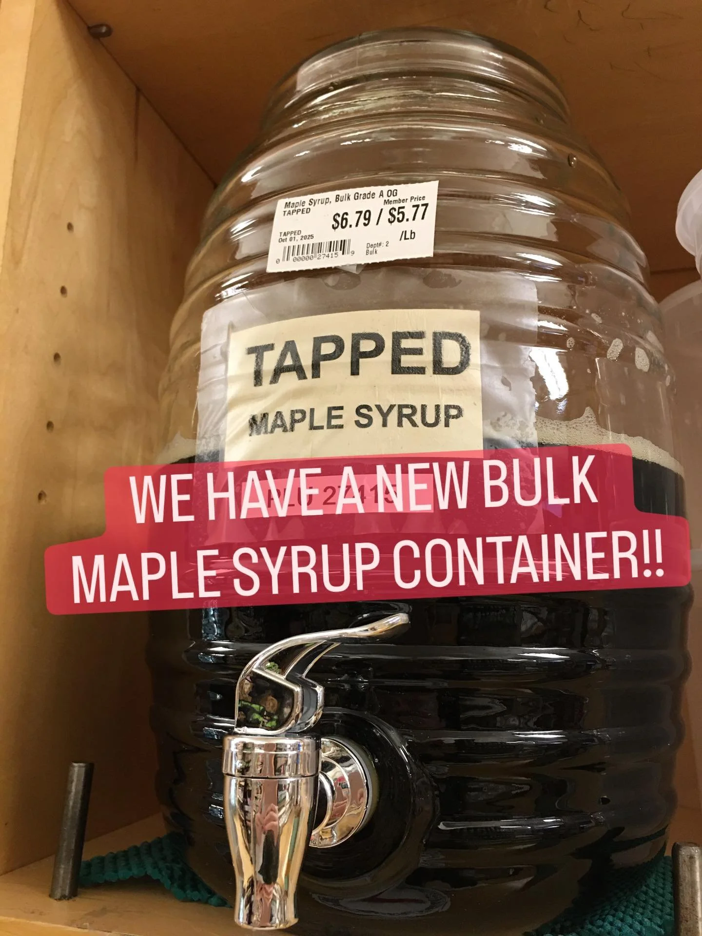 Rejoice! A new jug for our bulk maple syrup is here, and it should be able to dispense product much faster (hopefully!) so you won&rsquo;t need to fiddle with the metal monster anymore :) 

#spacoop