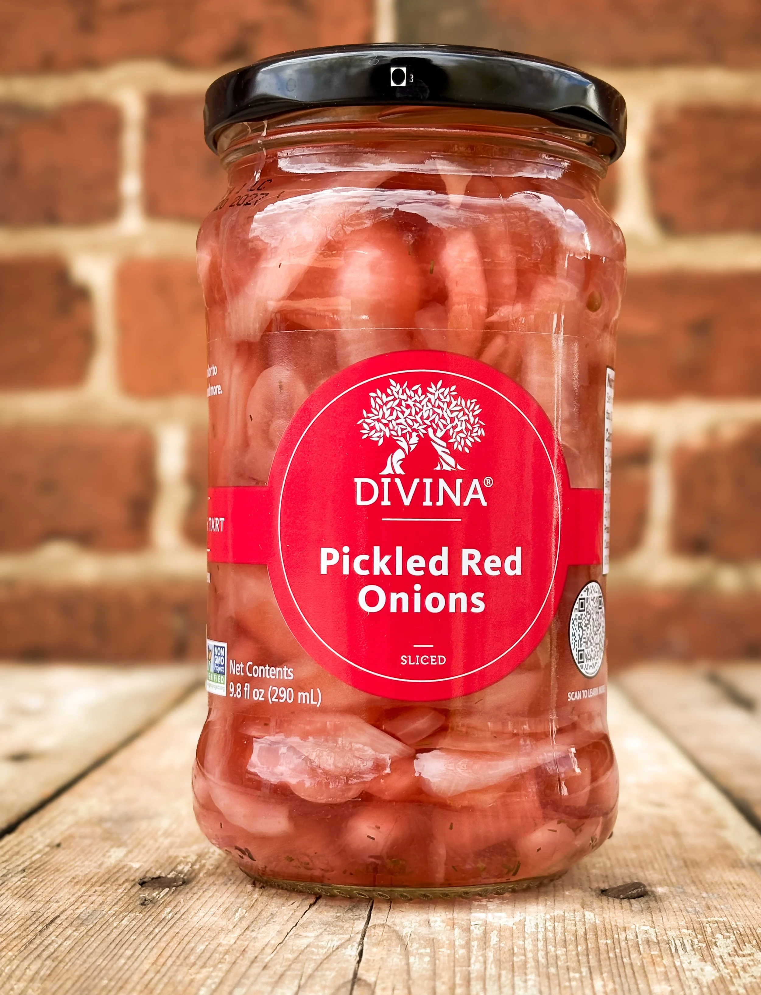 Divina.jpg