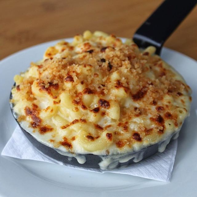 Double tap if you could go for this mac right now 😍 #satisfeed regram via @districtdelicious