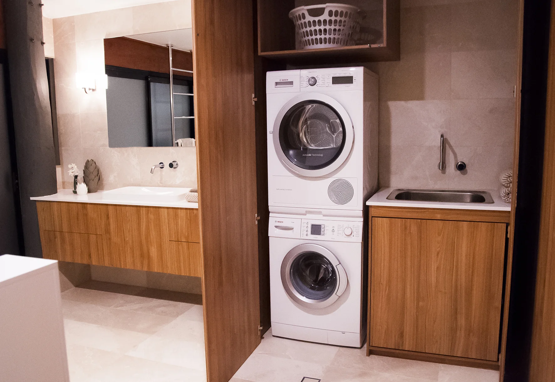 Bathroom2_1.jpg