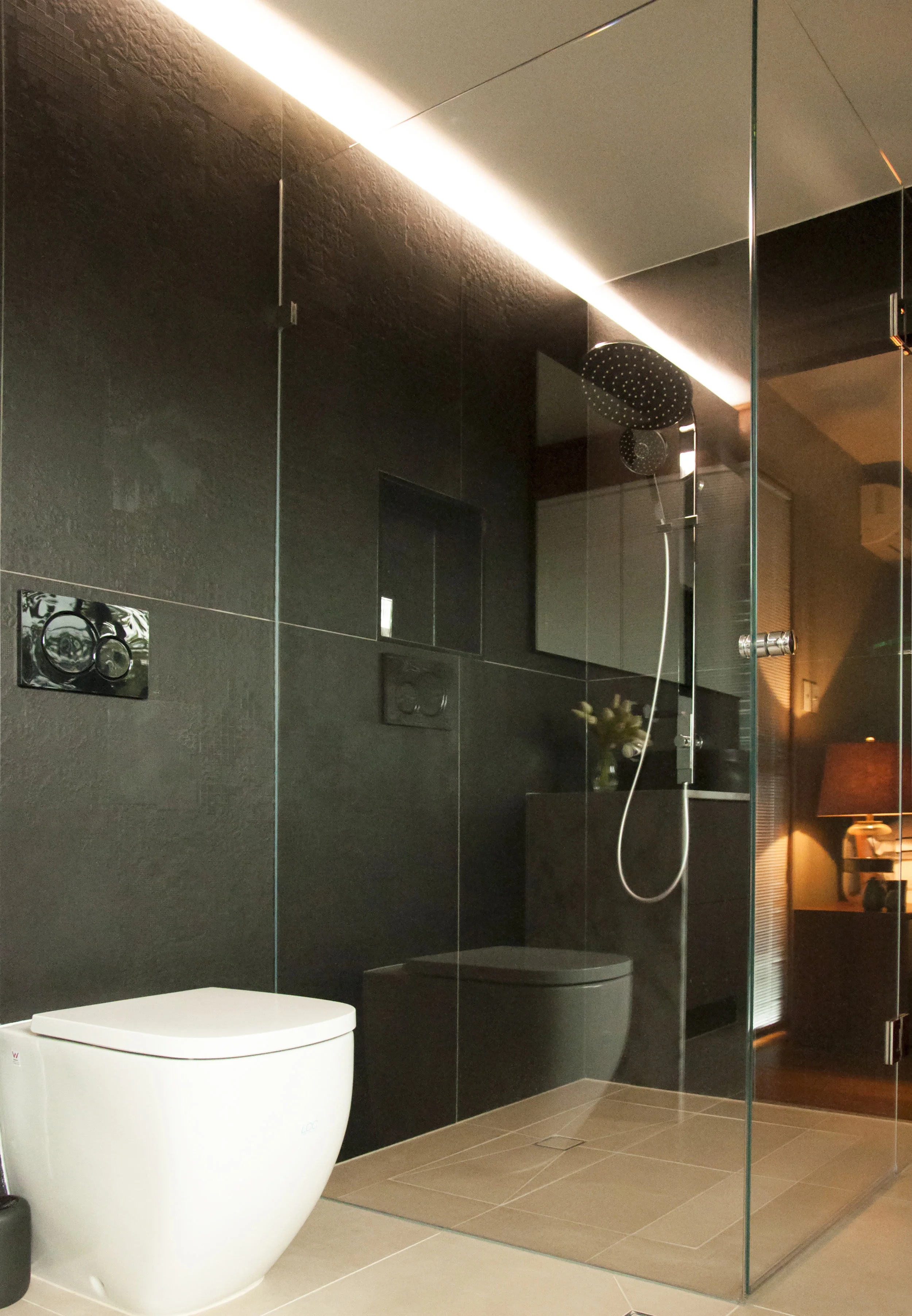 Bathroom1_4ReEdit.jpg