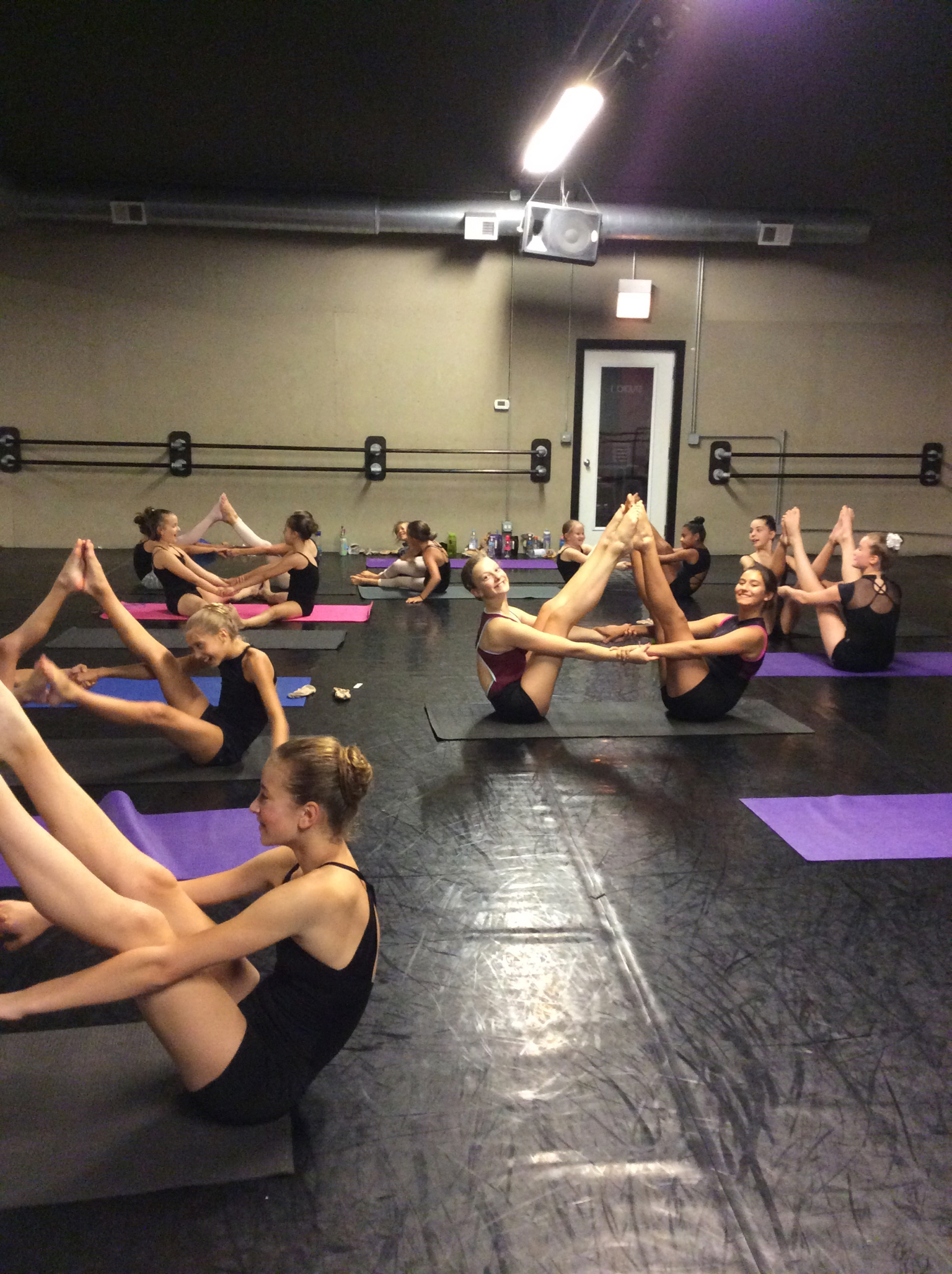 VISCERAL DANCE CENTER www.visceraldance.com