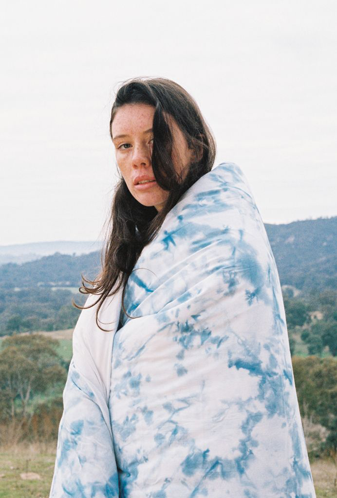 luna-and-birch-suku-blue-mist-quilt.png