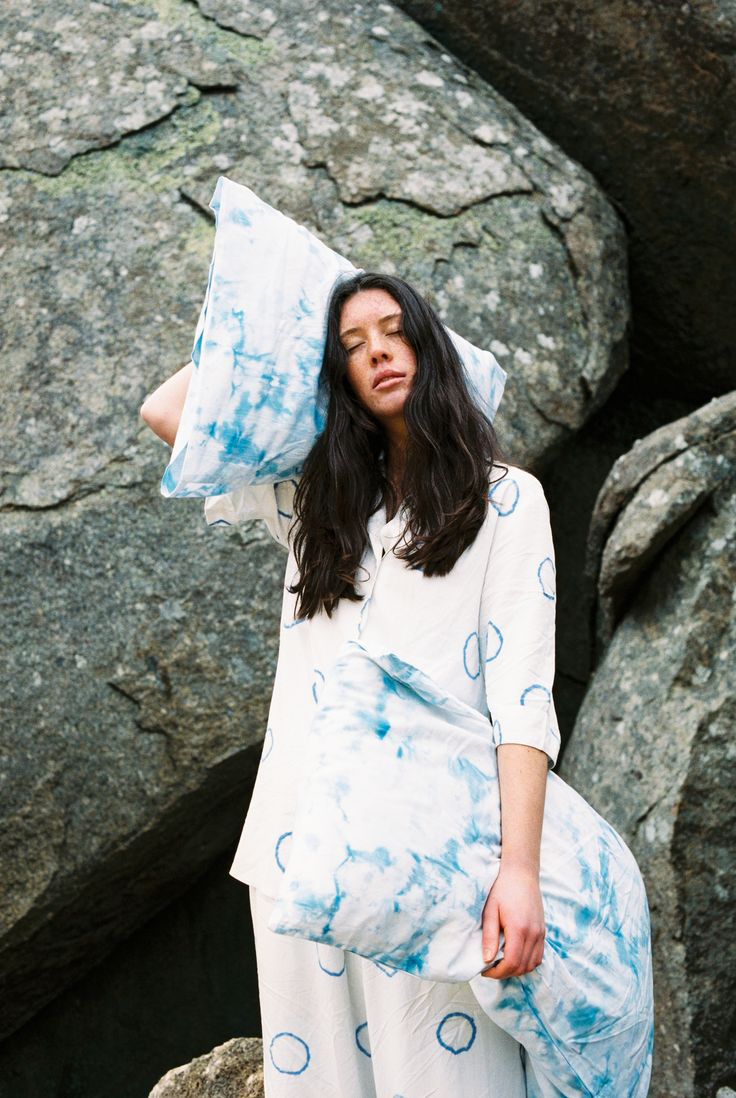 luna-and-birch-suku-okinawa-pyjamas-blue-mist-pillows.png