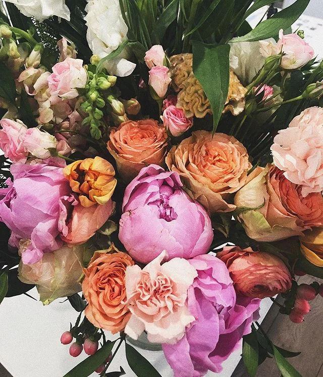 @farmgirlflowers bc it&rsquo;s Friday Junior! 🌸✨