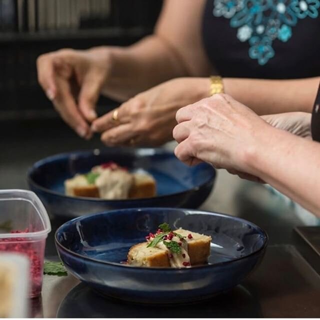 For the next series of three I&rsquo;ll be showcasing three NZ businesses doing good (great) things with food. 
First up @everybodyeats. An awesome concept that takes food destined for landfill and turns it into delicious, chef-prepared food served u