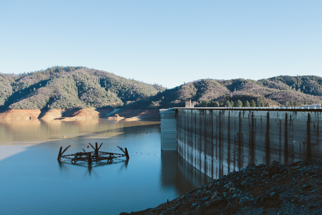 Shasta Lake looks crazy because of the drought. It rained heavily before this clear day raising the water level by 40', but still is super low.