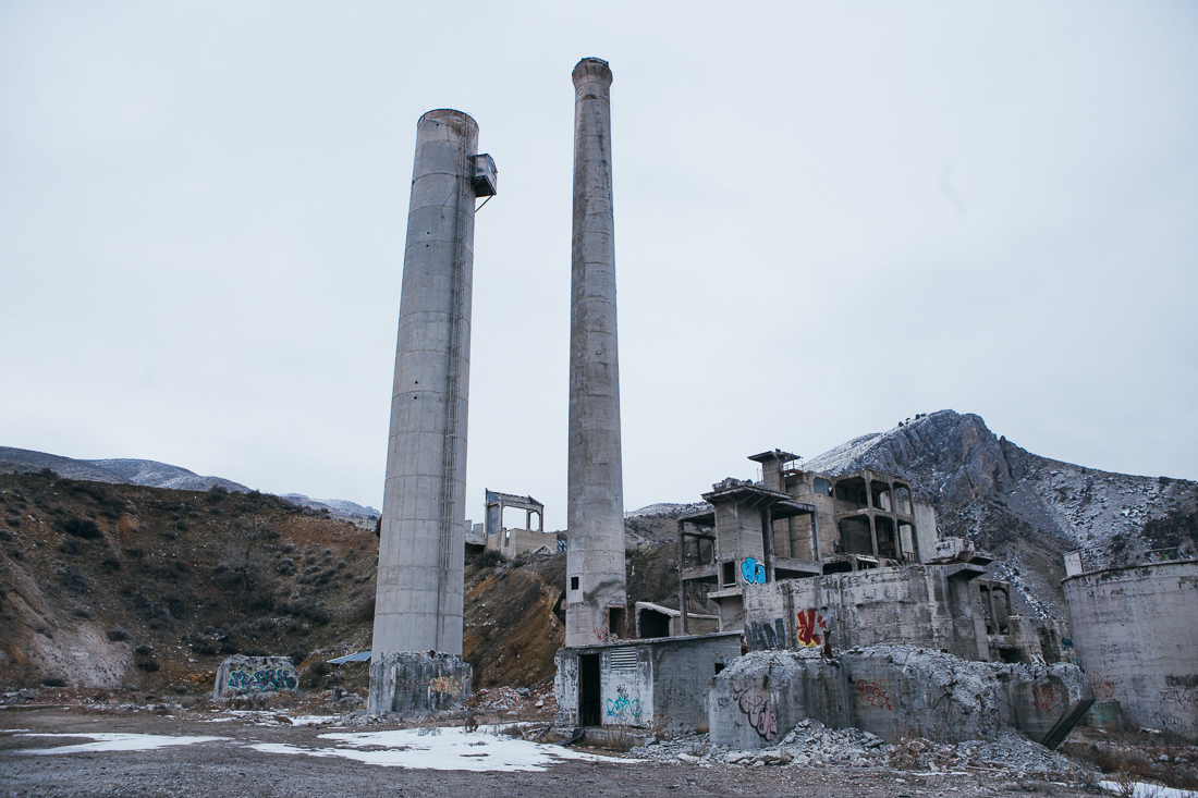 Day 45 / Mile 4565. From the freeway, I spotted this crazy abandoned structure. I found a way to get to it, took a tetanus shot, and got ready for a sketchy exploration mission.