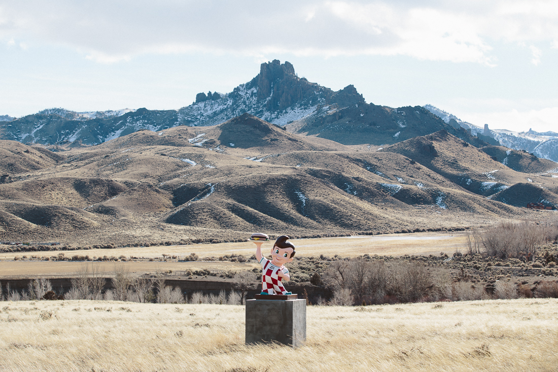 Down the way Yellowstone was a mandatory visit. Most of the roads are closed in the winter, but it's still beautiful in the surrounding areas. This thing was really out of place, some farmer put a Fast Food restaurant statue out in the middle of a field. Maybe it was a beef rancher trying to promote burger sales?