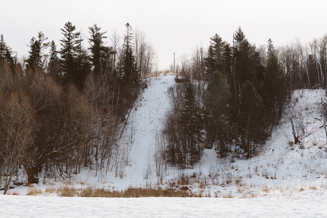 I went over to Chester Bowl where I snowboarded in 2005, back when the lift ticket was $3.00. Yeah that's not a typo. It's changed as well, there used to be a huge ski jump there! Check the photo below... 