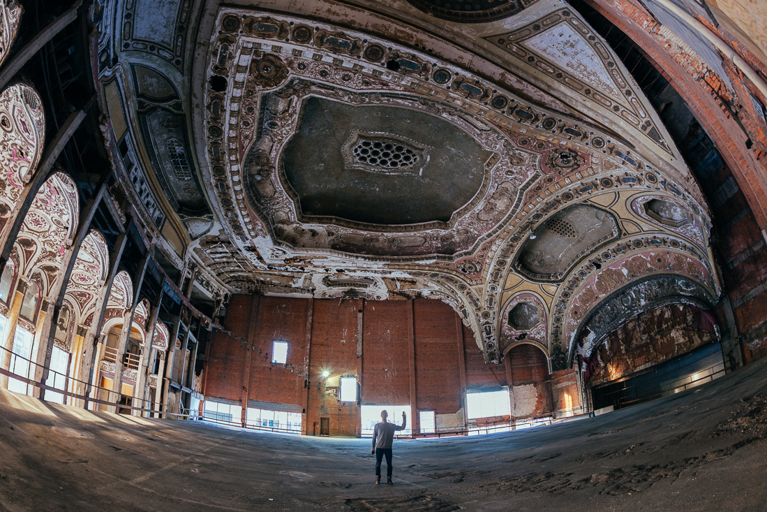 The 3rd floor theatre was amazing, totally amazing. 