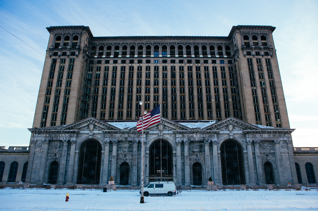 ...but good enough for this pic at the old train station!