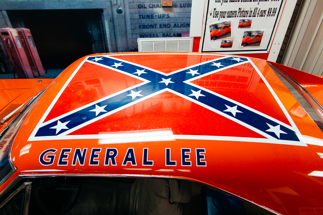 You see a lot of this in the South, not on cars but on peoples porches. 
