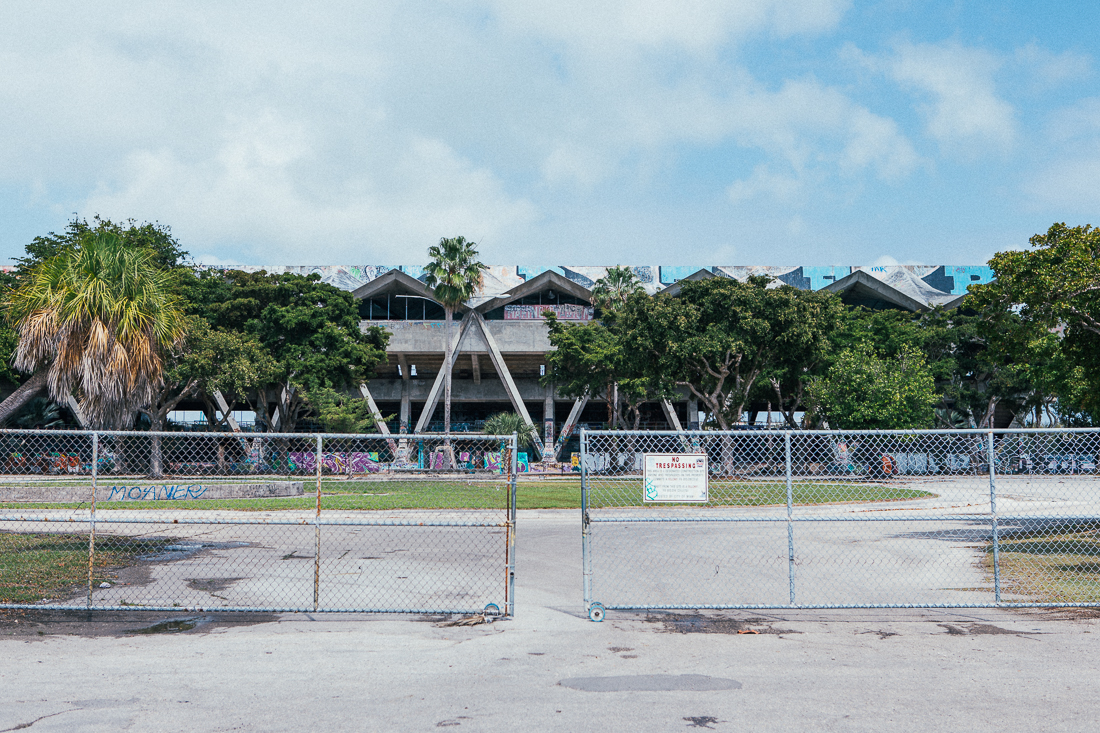 There's a law somewhere that if a gate is open it's not trespassing on that property. Well, I went in to this abandoned stadium in Miami to check out the crazy graffiti and quickly got kicked out by a security guard. 