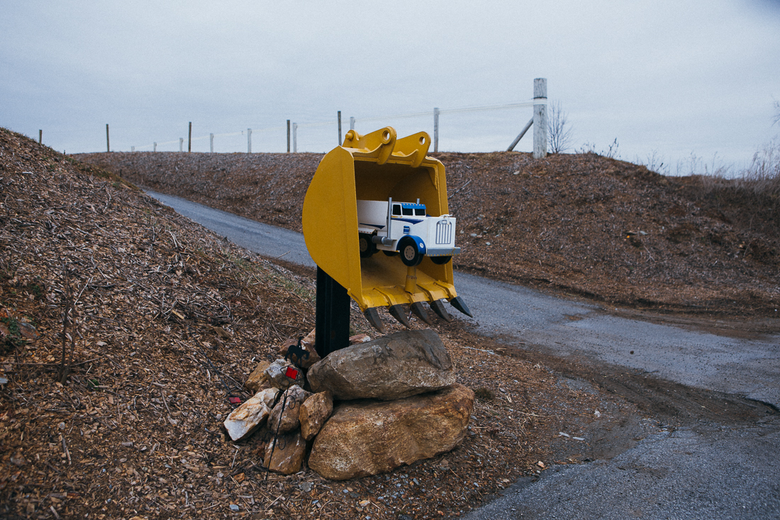 Had to make a u-turn to photograph this mailbox for my ongoing series documenting people's "postal personas". 