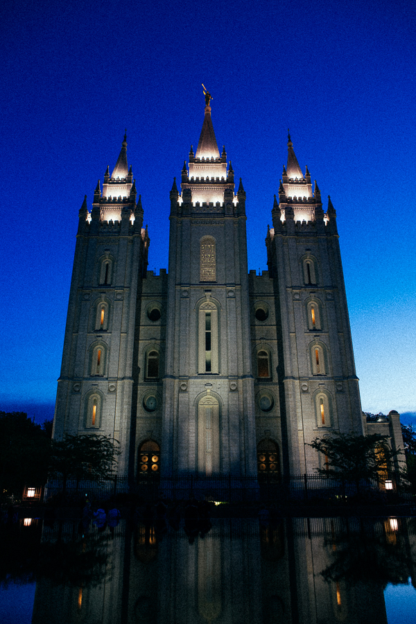 I've seen many LDS temples and am always fascinated with their striking architecture.