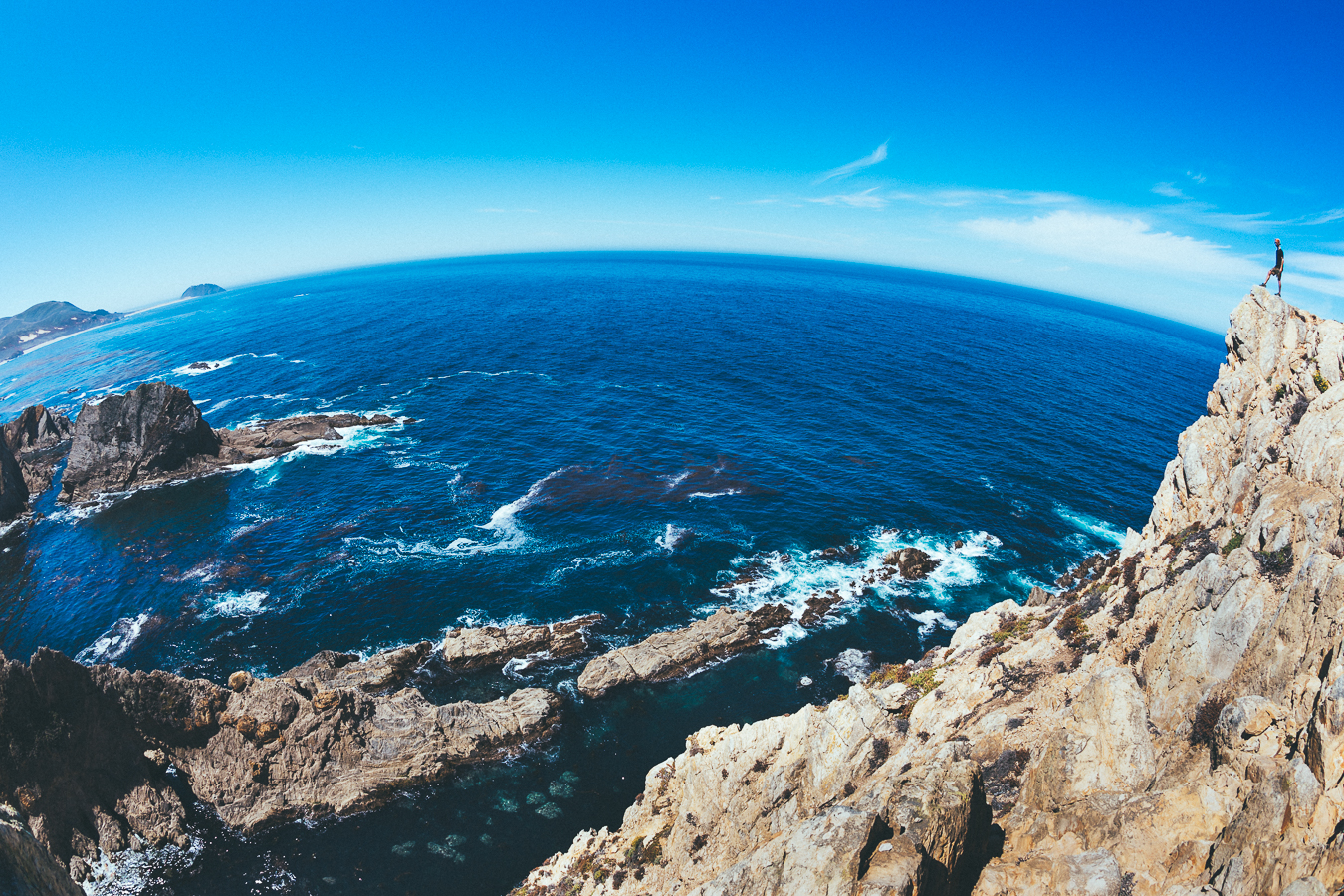 About a 1000' descent from the roadway along a primitive trail is this beautiful rocky scene. The fisheye view doesn't do it justice, that crazy cliff is about 400' straight down. 