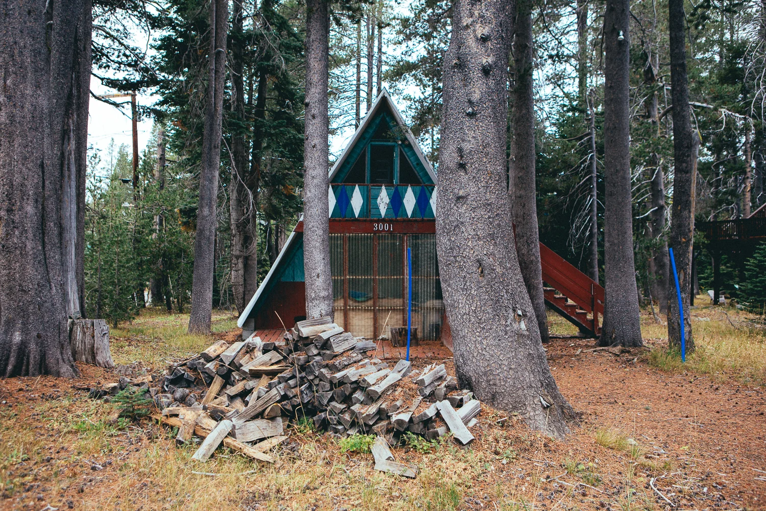 There's always been something about A-frame cabins that I've been attracted to. I went on a little search, actually a detailed hunt in the area to find and document them. This one, I want so bad. 