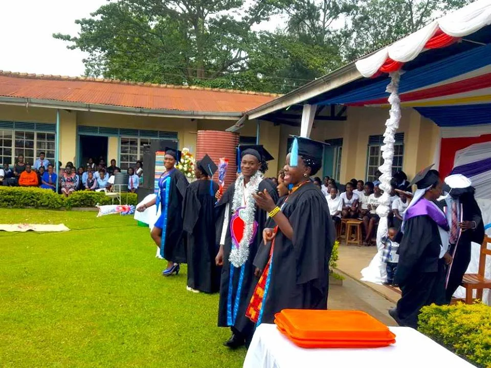 grad4.jpg