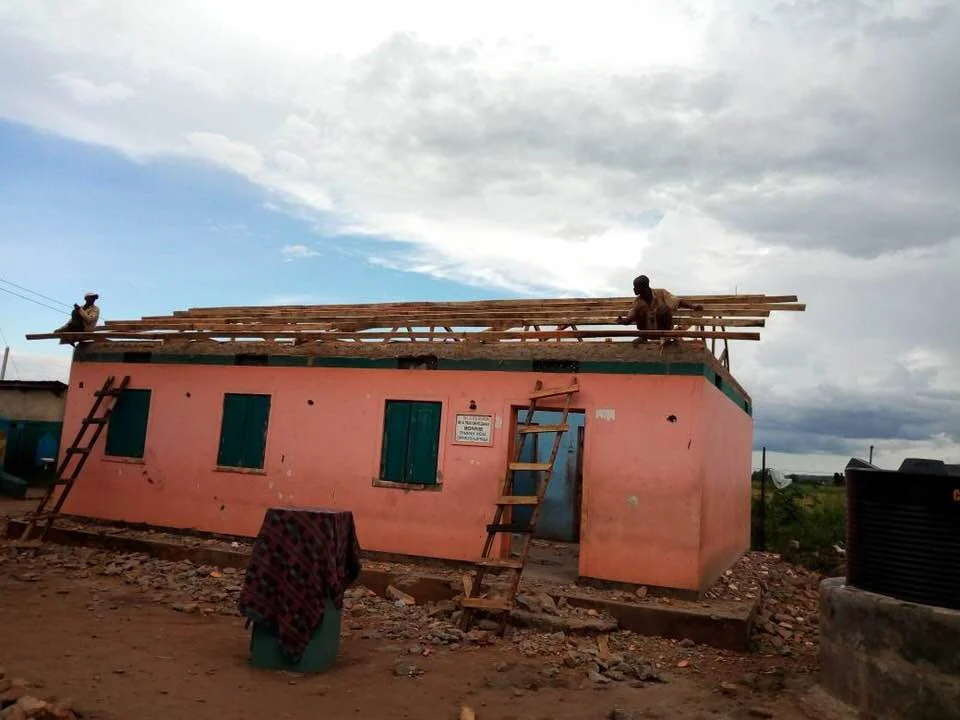 roof2.jpg