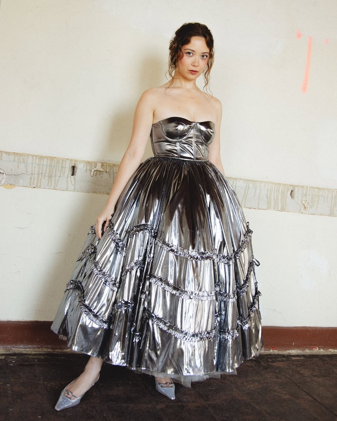 laufey silver lining music video los angeles
