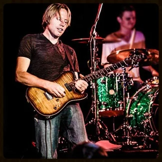 Live In concert! pho to by: Tony Tribolet