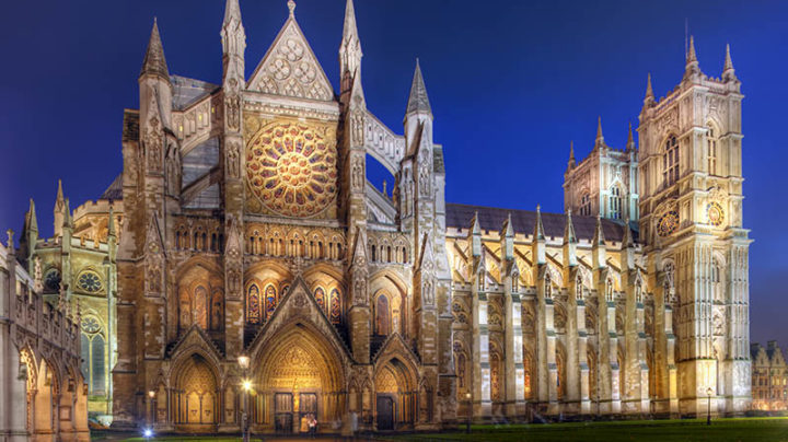 Westminster-Abbey-At-Night-720x404.jpeg