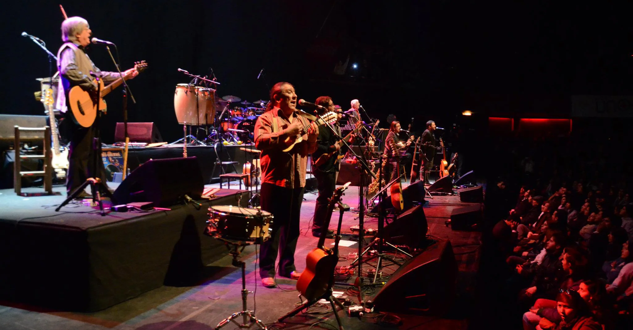 Inti-Illimani-live3.jpg