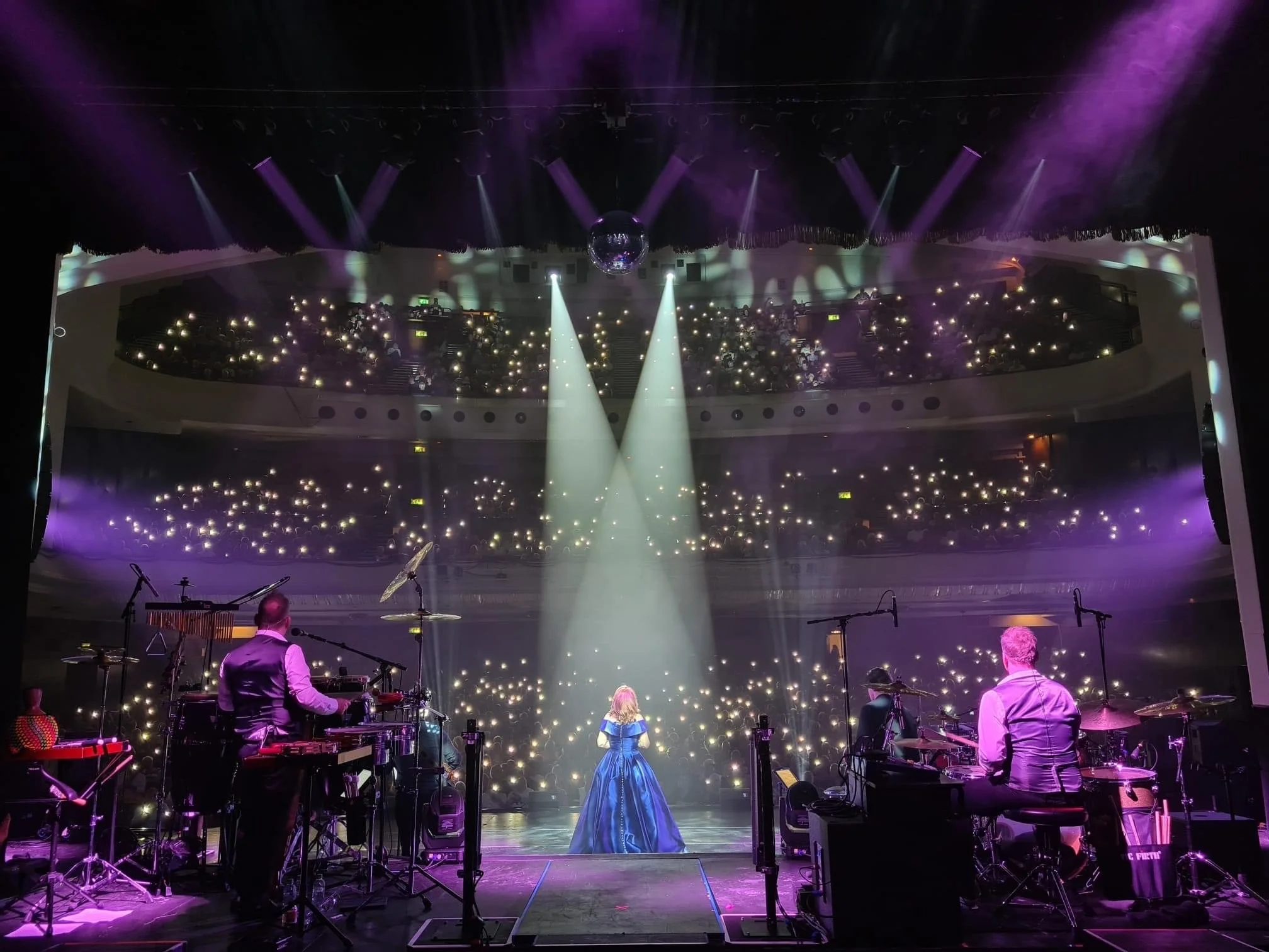 Back On Stage and New  Horizons