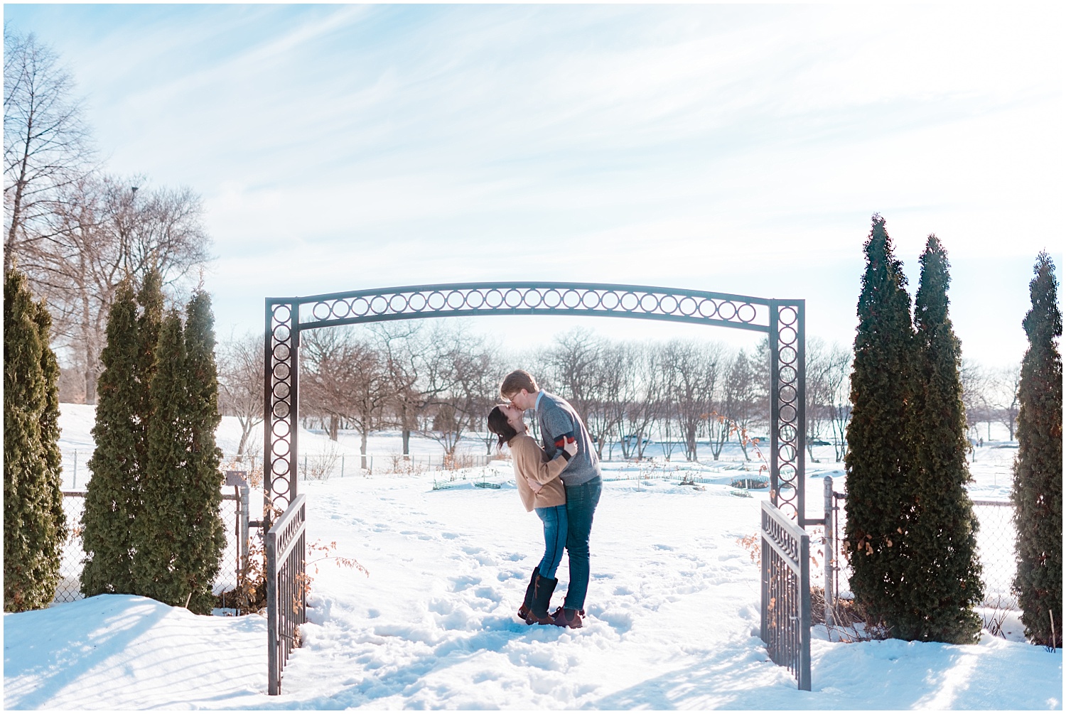 Lakey Harriet Engagement photography Lakey Harriet Engagement photographer Minneapolis Engagement Photographer Minneapolis Engagement Photography Lake Harriet Rose Garden Photography Lake Harriet Rose Garden Engagement Photography