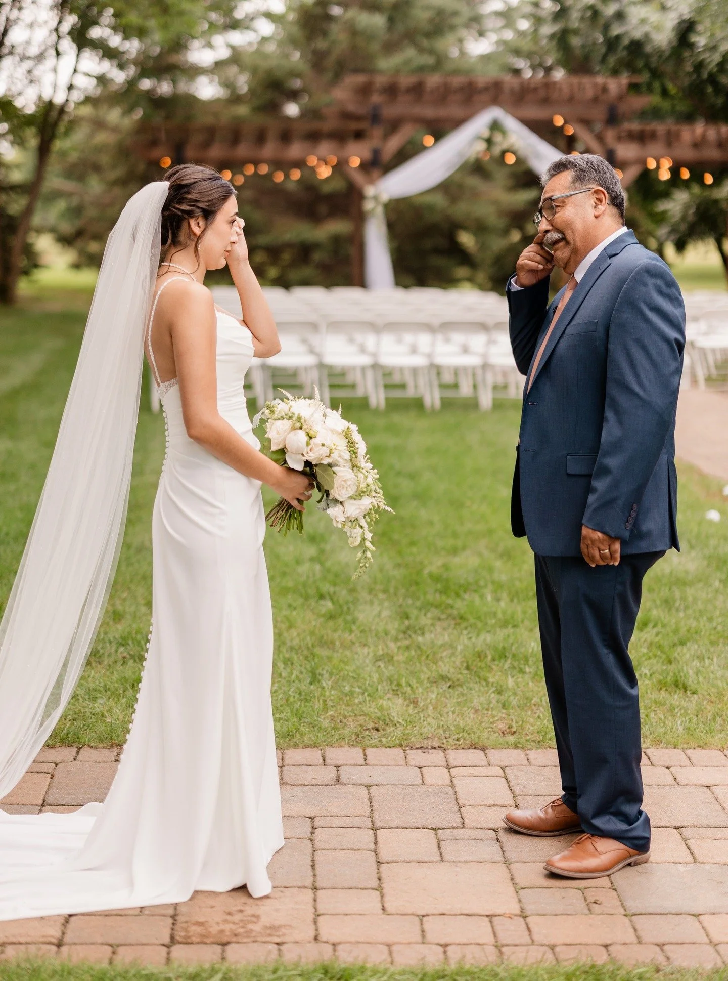 First looks do not have to be only with your soon to by husband!

First look with your other favorite people are some of the most heart warming moments of the day!

Please feel free to check in and see how this would work in your own wedding day time