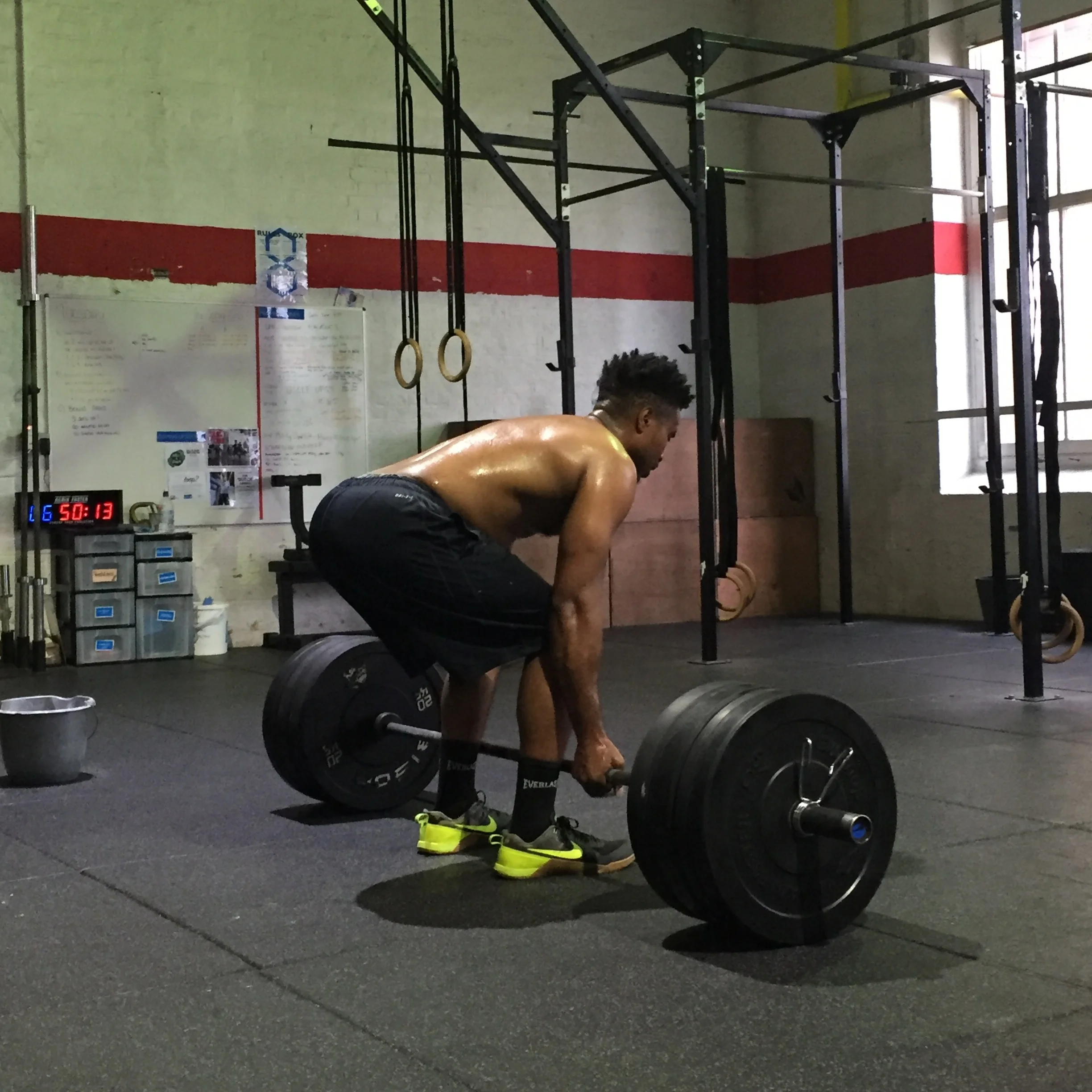 leedeadlift1864.jpg