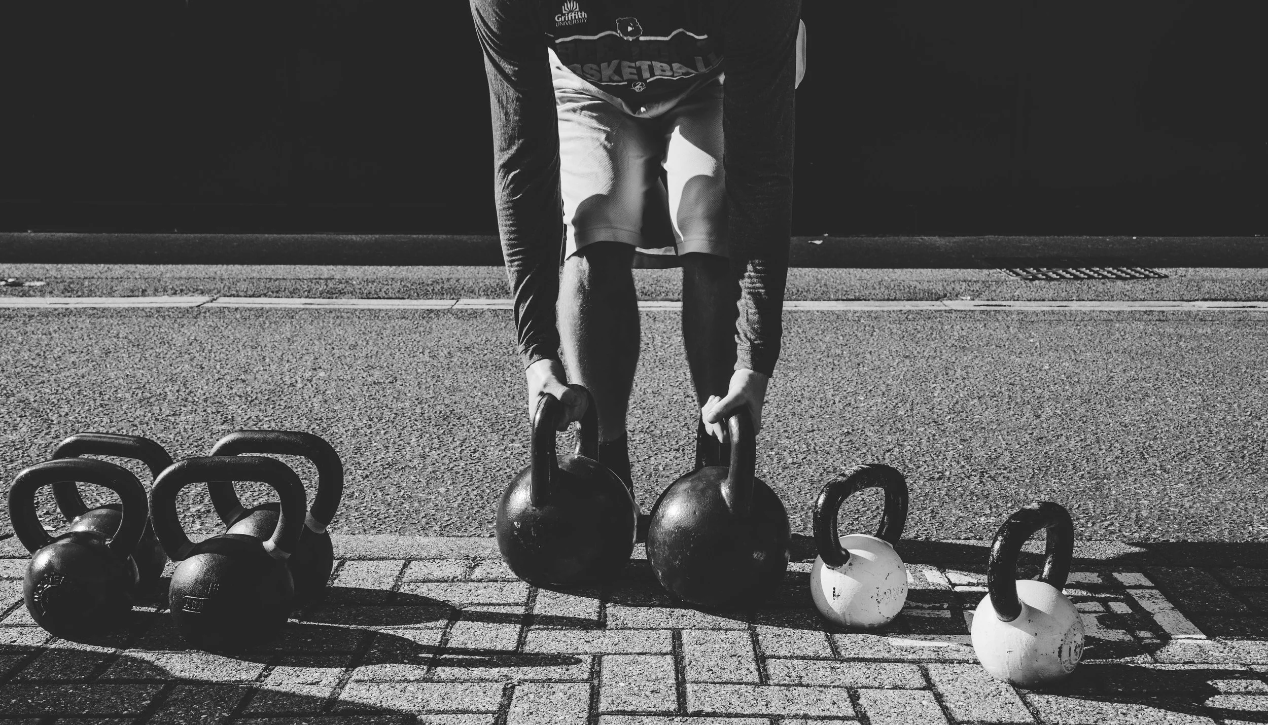 kettlebellcarry1864.jpg