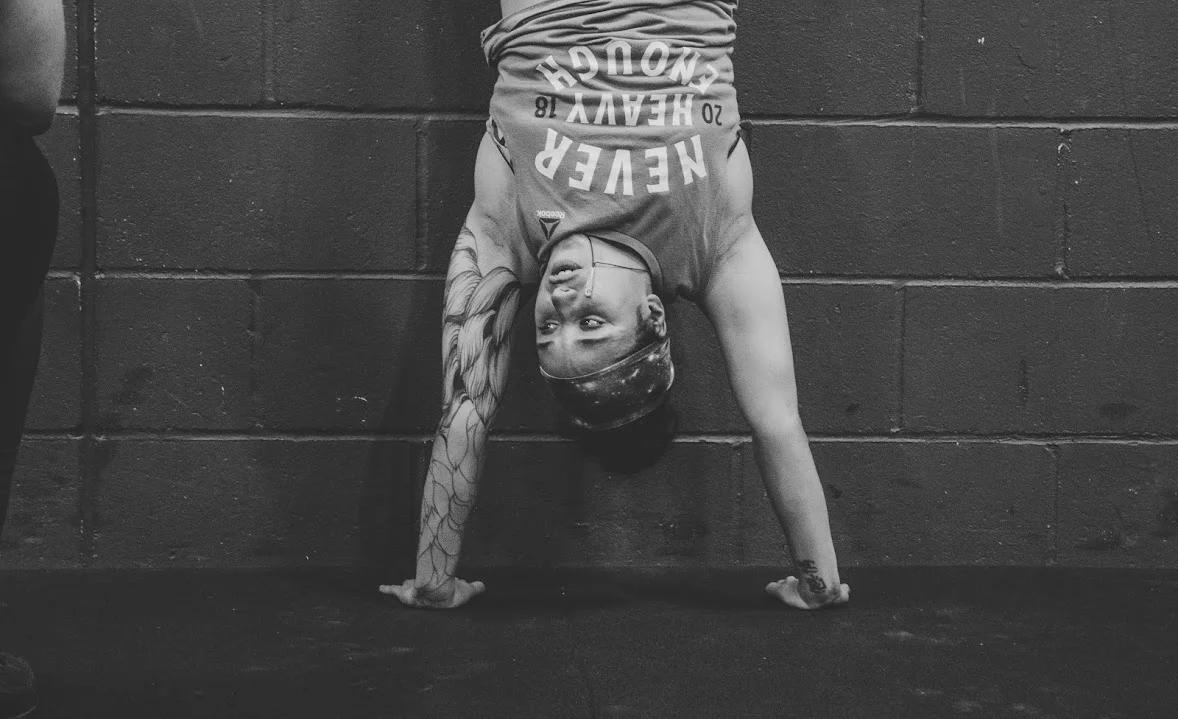 hilary-handstand-crossfit.jpg