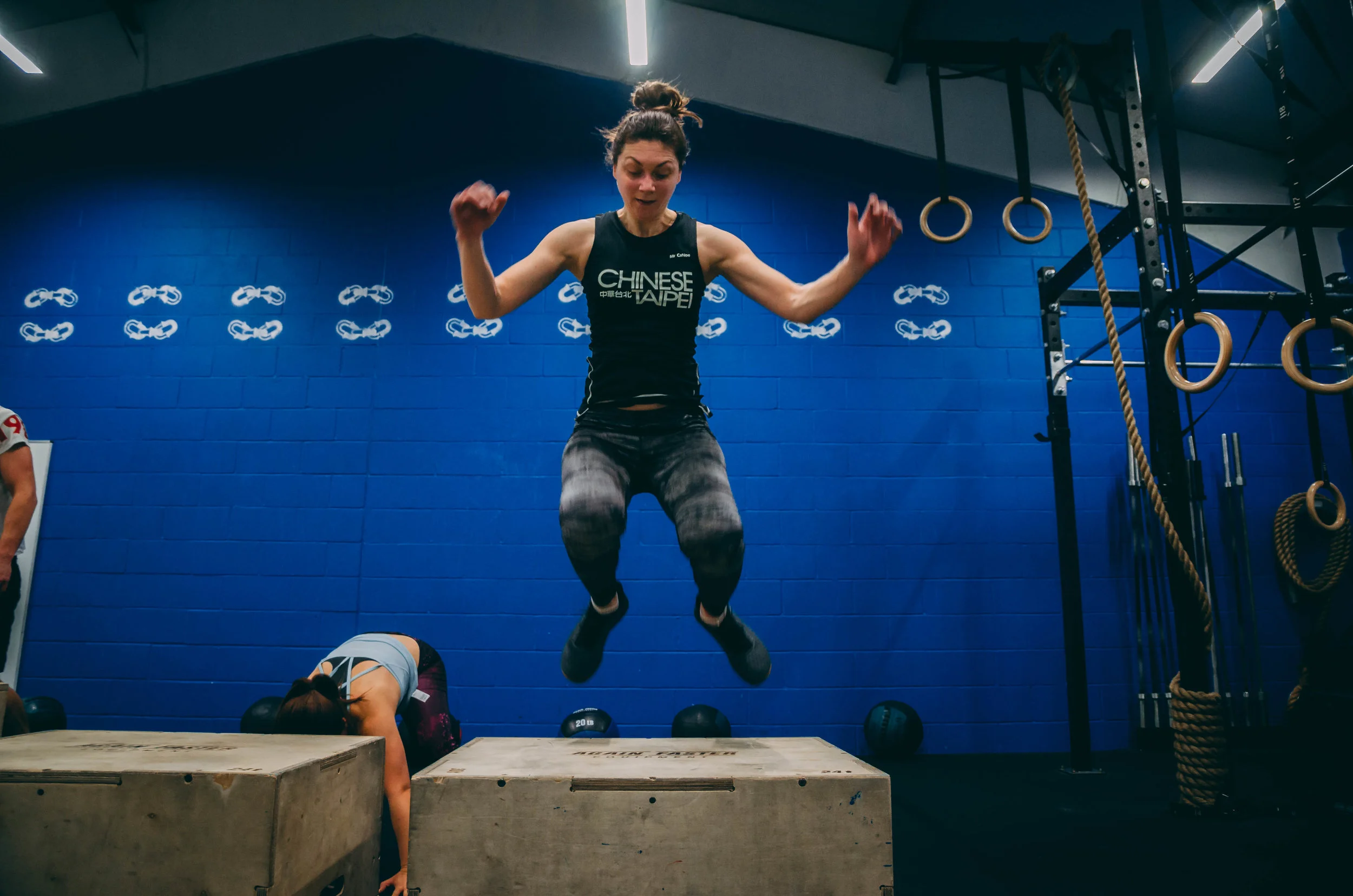 boxjump-crossfit.jpg