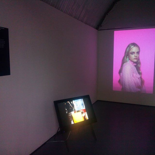 After a packed private view last night the show continues @peckhamartistrun today and Saturday. Great work from @hometape_ @annie.jane.jones @marcdepierrefeu @_z_s_w and a work-in-progress piece by me made in VR and displayed on the floor. Come down and check check check #peckham #gallery #movingimage #installation #vr #collage #framing #remix