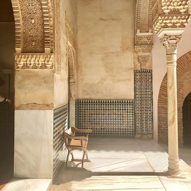 Talk about tile inspiration.. Alhambra Palace in Granada wins! #overthetop #tilesforever #tiles #decorativearts #decoration #history #spain #springbreak #takesyourbreathaway