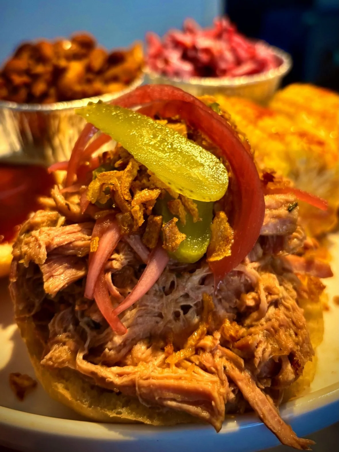 A Southern Style Celebration for the Bride to be 🤠 
Slow cooked Pulled Pork in brioche buns with Cowboy beans and American style coleslaw 

#homemadebbqsauce #southernstyle #pulledpork #cowboybeans #lukecombs